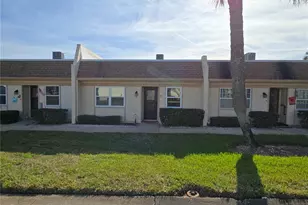 11130 Carriage Hill Dr, Port Richey, FL 34668 - Photo 3