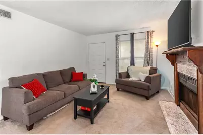 4009 Nestle Oaks Place #104, Tampa, FL 33613 - Photo 7