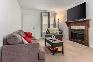 4009 Nestle Oaks Pl, Tampa, FL 33613 - Photo 7
