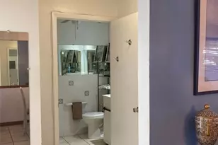 5975 N Terrace Park Dr N, Saint Petersburg, FL 33709 - Photo 25