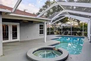 10128 Heather Sound Dr, Tampa, FL 33647 - Photo 9