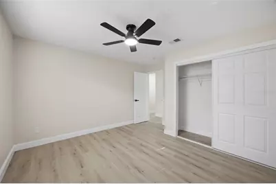 920 W Candlewood Avenue, Tampa, FL 33603 - Photo 19
