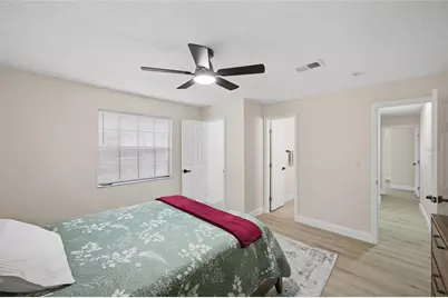 920 W Candlewood Avenue, Tampa, FL 33603 - Photo 13