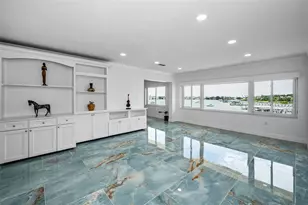 100 Bluff View Dr, Belleair Bluffs, FL 33770 - Photo 9
