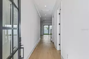 2936 W Rogers Ave, Tampa, FL 33611 - Photo 5