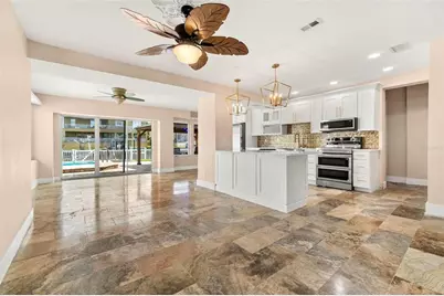 325 W Martin Luther King Jr Drive, Tarpon Springs, FL 34689 - Photo 9