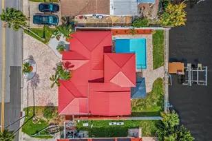 325 W Martin Luther King Jr Dr, Tarpon Springs, FL 34689 - Photo 19