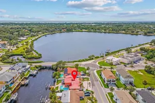 325 W Martin Luther King Jr Dr, Tarpon Springs, FL 34689 - Photo 5