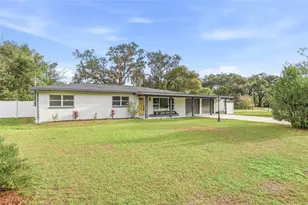 1005 Cedar Lake Dr, Tampa, FL 33612 - Photo 43