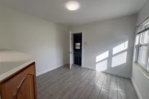 5201 Dr Martin Luther King Jr Street N, Saint Petersburg, FL 33703 - Photo 17