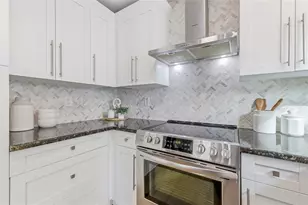 3307 W Ballast Point Blvd, Tampa, FL 33611 - Photo 11