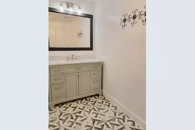 550 Pent Street, Tarpon Springs, FL 34689 - Photo 5