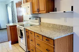 550 Pent St, Tarpon Springs, FL 34689 - Photo 3