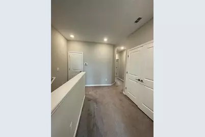 31864 Blue Passing Loop, Wesley Chapel, FL 33545 - Photo 7