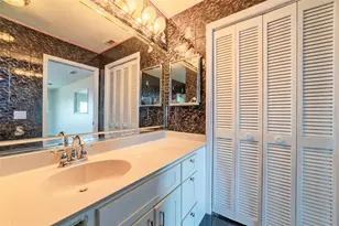 5521 Westshore Dr, New Port Richey, FL 34652 - Photo 95