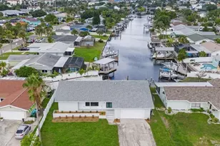 6510 Abaco Dr, Apollo Beach, FL 33572 - Photo 3