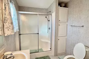 6727 Mt Pleasant Rd NE, Saint Petersburg, FL 33702 - Photo 19