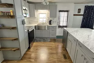 7002 Mount Bristol Blvd NE, Saint Petersburg, FL 33702 - Photo 5