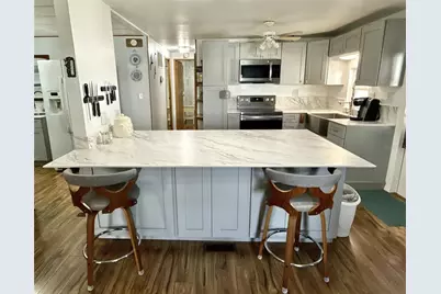 7002 Mount Bristol Boulevard NE #448, Saint Petersburg, FL 33702 - Photo 3
