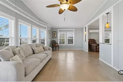 36434 Malibu Way, Zephyrhills, FL 33541 - Photo 5