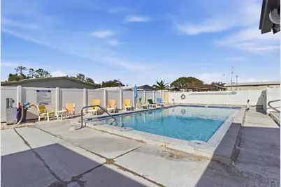 36434 Malibu Way, Zephyrhills, FL 33541 - Photo 37