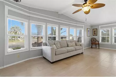 36434 Malibu Way, Zephyrhills, FL 33541 - Photo 13