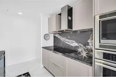 175 1st Street S #1008, Saint Petersburg, FL 33701 - Photo 29