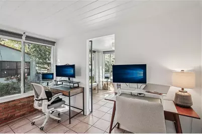 204 W Powhatan Avenue, Tampa, FL 33604 - Photo 7