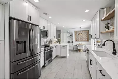 204 W Powhatan Avenue, Tampa, FL 33604 - Photo 15