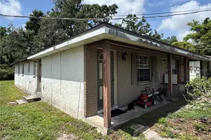 1004 Melrose St, Seffner, FL 33584 - Photo 3