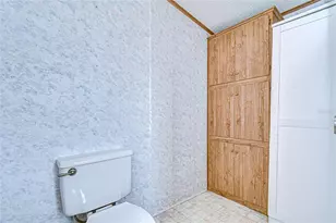 6246 Midland St, Zephyrhills, FL 33542 - Photo 19