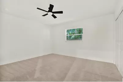 1810 Maryland Avenue NE, Saint Petersburg, FL 33703 - Photo 23