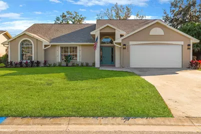 1803 S Golfview Drive, Plant City, FL 33566 - Photo 1