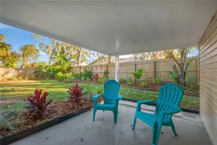 1803 S Golfview Dr, Plant City, FL 33566 - Photo 17