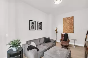 301 1st St S, Saint Petersburg, FL 33701 - Photo 35