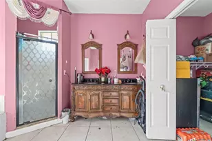 7419 Savannah Ln, Tampa, FL 33637 - Photo 11