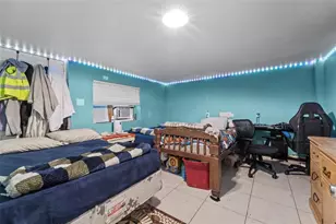 7419 Savannah Ln, Tampa, FL 33637 - Photo 15