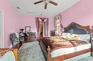 7419 Savannah Ln, Tampa, FL 33637 - Photo 9