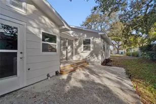 14744 Sunset Dr, Largo, FL 33774 - Photo 25