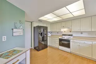 1713 Hammersmith Dr, Sun City Center, FL 33573 - Photo 15