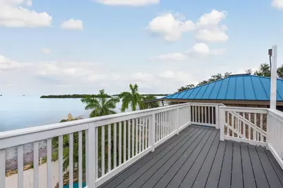 302 Shore Drive, Palm Harbor, FL 34683 - Photo 37