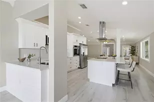 302 Shore Dr, Palm Harbor, FL 34683 - Photo 7