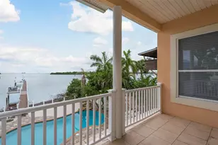 302 Shore Dr, Palm Harbor, FL 34683 - Photo 31