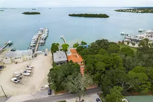 302 Shore Dr, Palm Harbor, FL 34683 - Photo 67