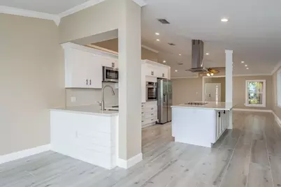 302 Shore Drive, Palm Harbor, FL 34683 - Photo 7