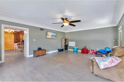 811 Fairlington Drive, Lakeland, FL 33813 - Photo 13