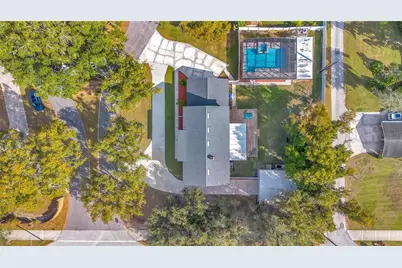 811 Fairlington Drive, Lakeland, FL 33813 - Photo 3