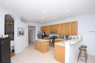 18708 Chopin Dr, Lutz, FL 33558 - Photo 9