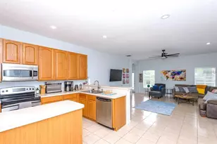 18708 Chopin Dr, Lutz, FL 33558 - Photo 7