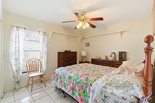 15606 Farnsworth Ln, Tampa, FL 33624 - Photo 21